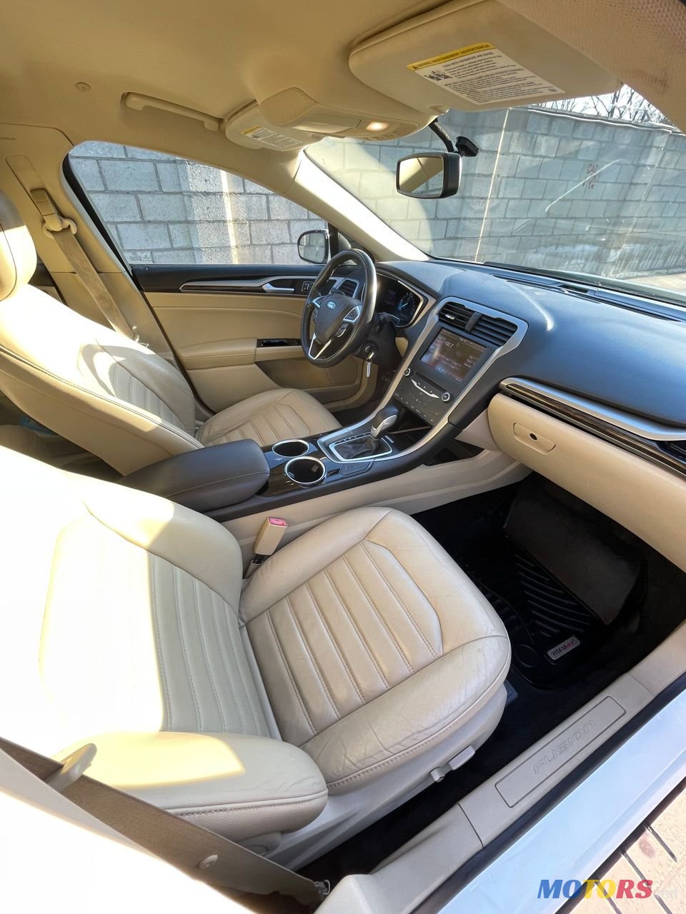 2013' Ford Fusion photo #5