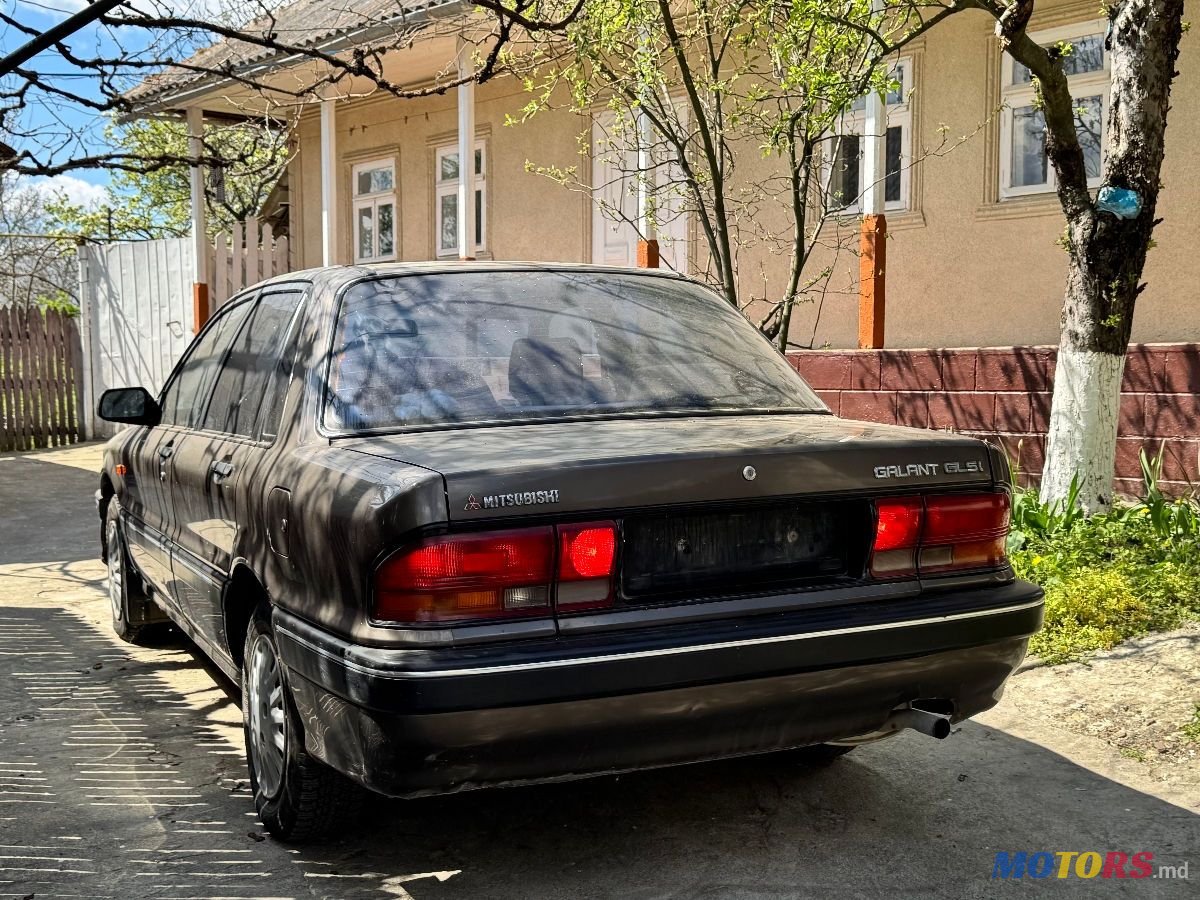 1991' Mitsubishi Galant photo #5