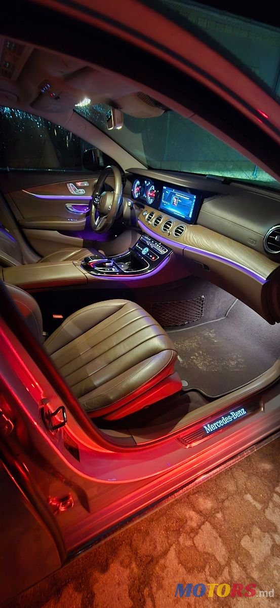2019' Mercedes-Benz E-Class photo #5