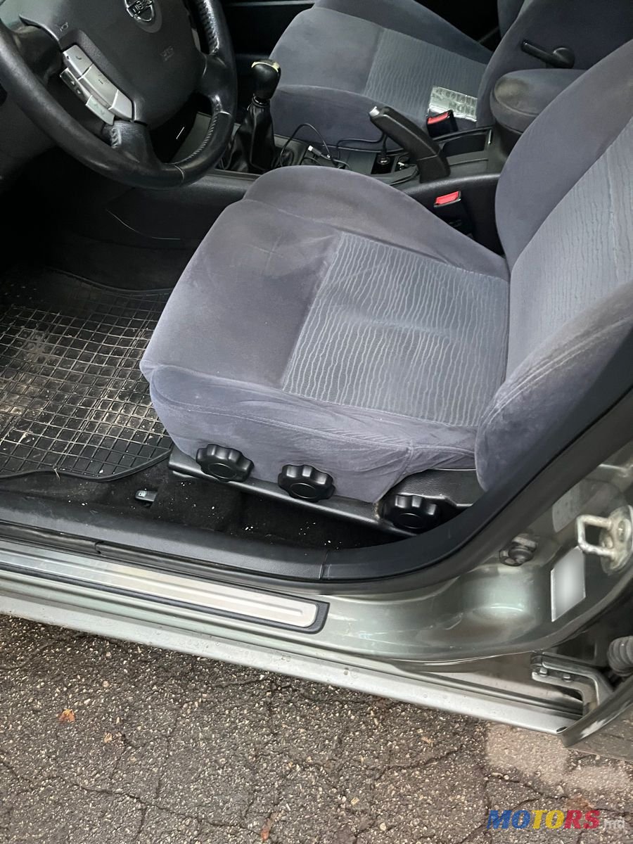 2005' Nissan Primera photo #6