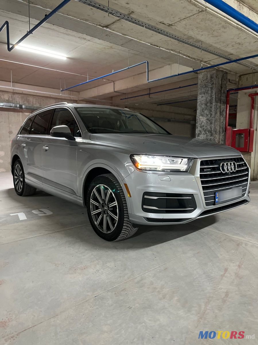 2019' Audi Q7 photo #1