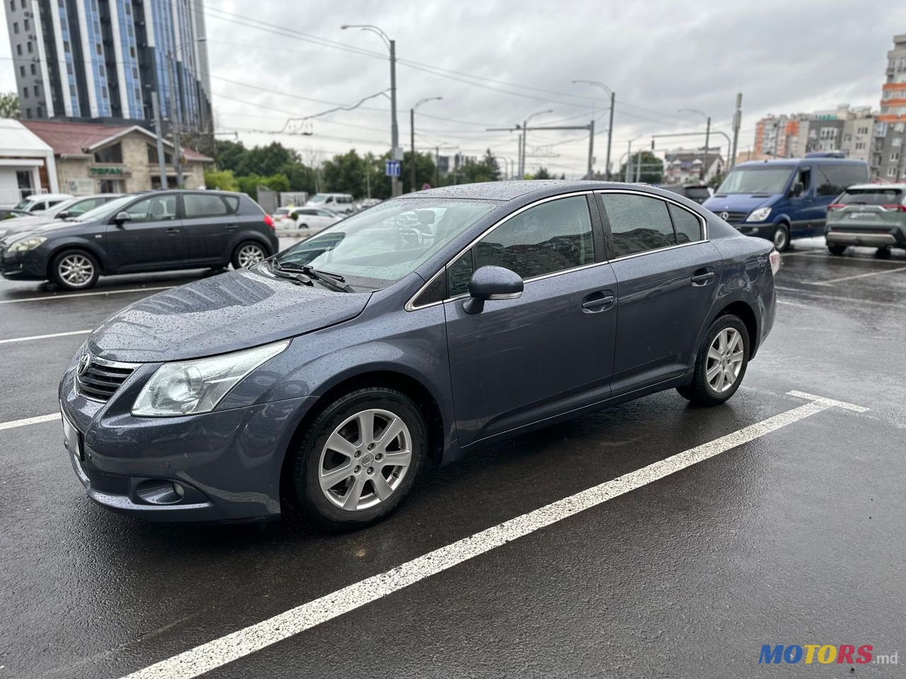 2009' Toyota Avensis photo #2