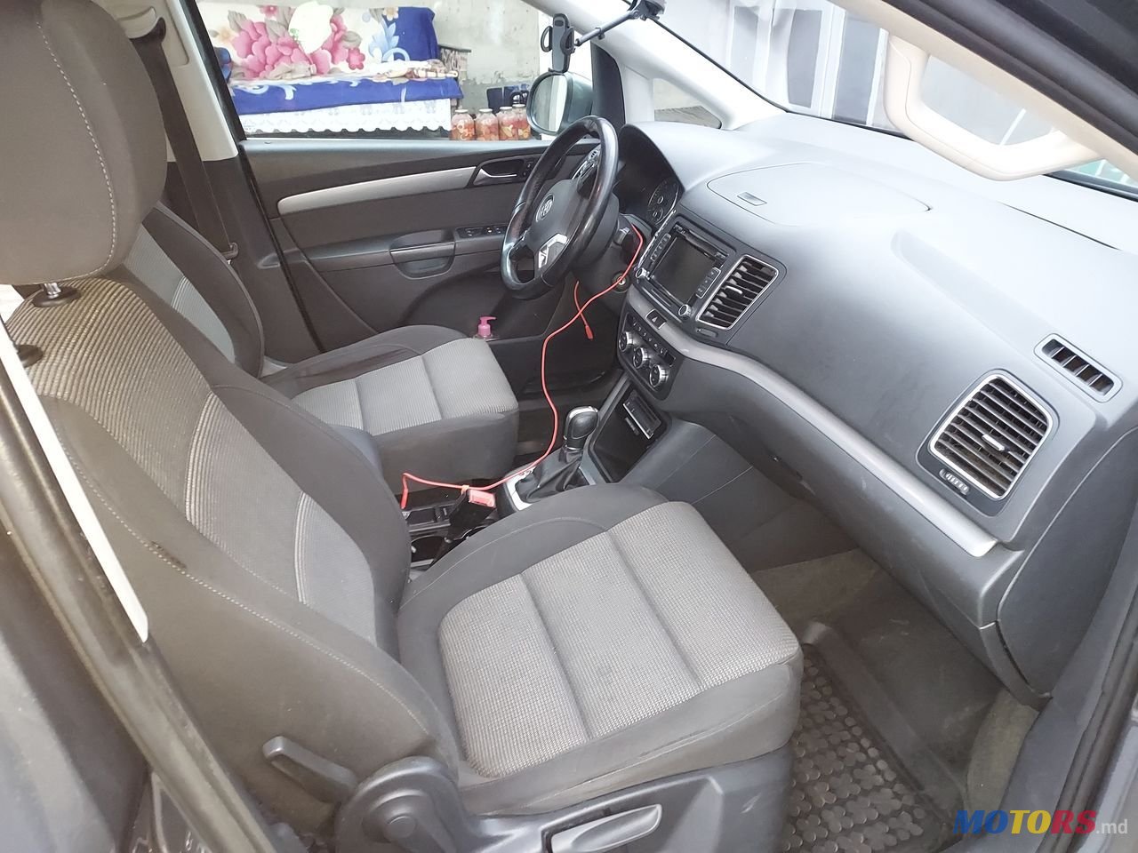 2015' Volkswagen Sharan photo #6