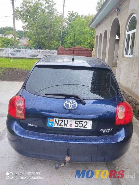 2007' Toyota Auris photo #3