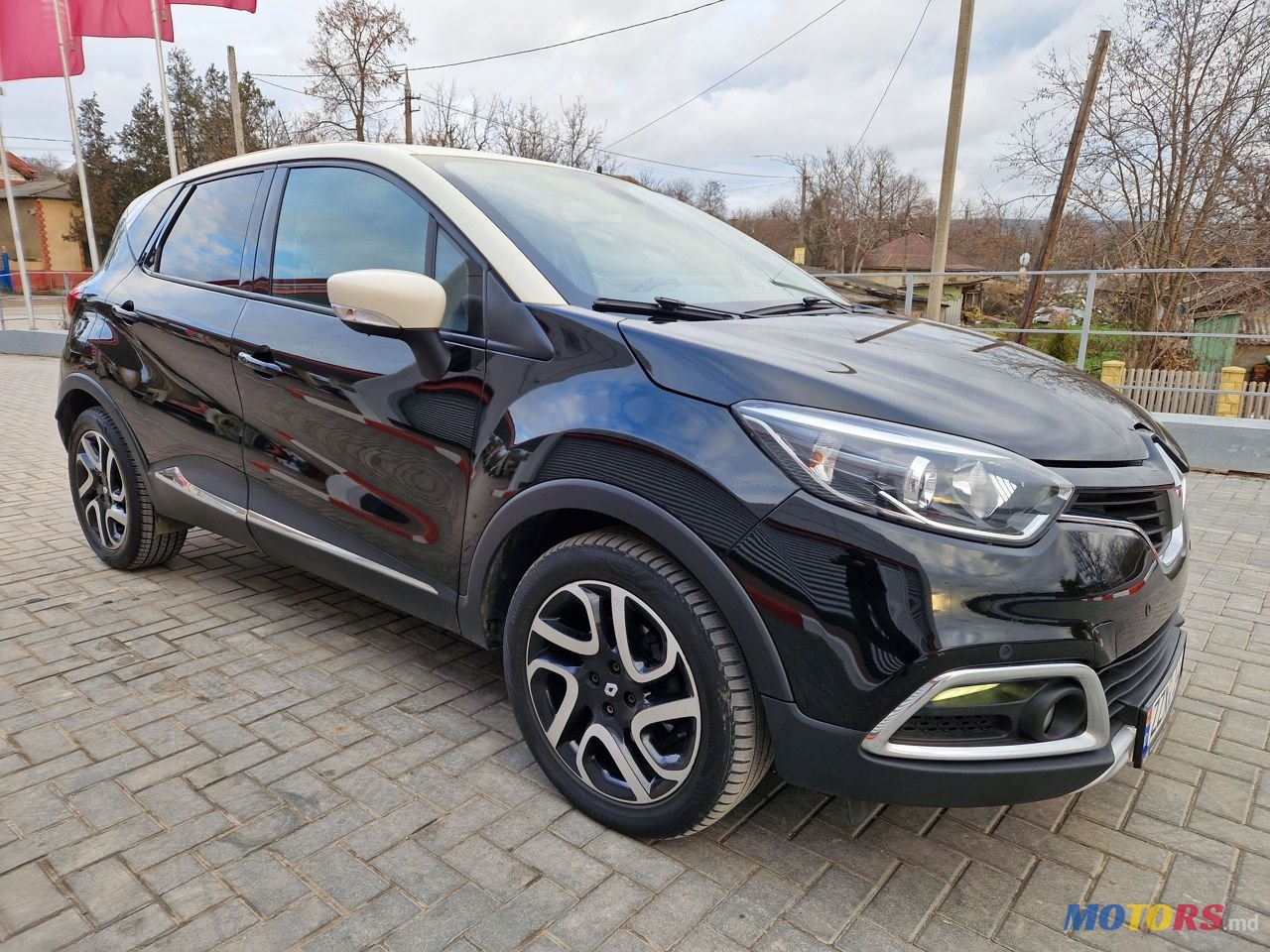 2016' Renault Captur photo #2