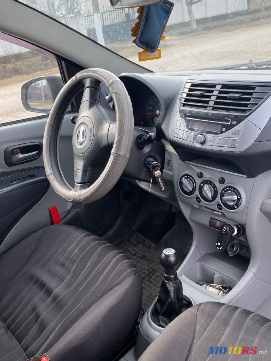 2010' Nissan Pixo photo #5