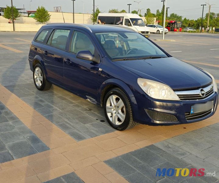 2009' Opel Astra photo #3