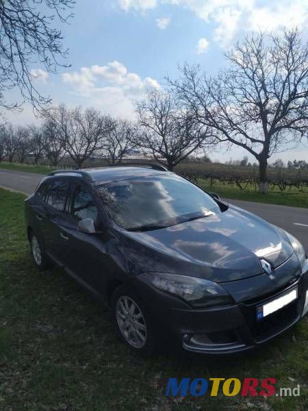 2012' Renault Megane photo #1