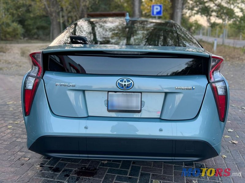 2016' Toyota Prius photo #5