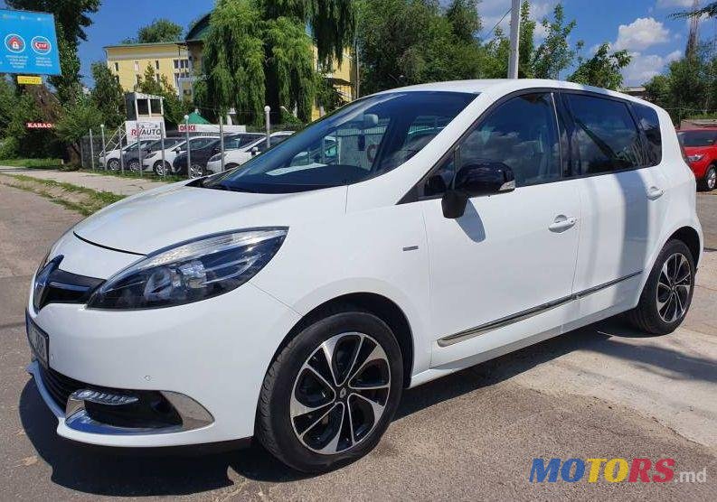 2015' Renault Scenic photo #1