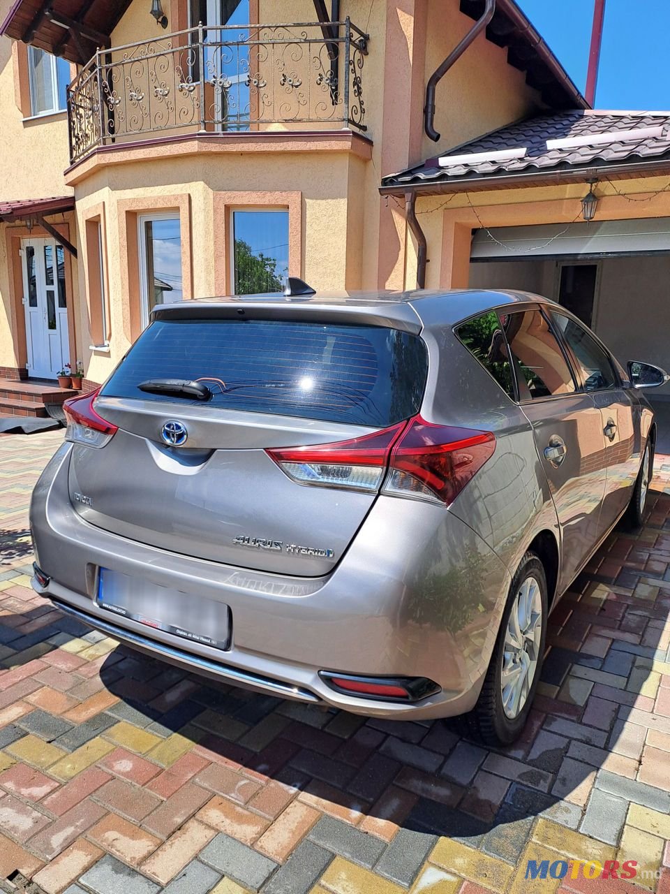 2016' Toyota Auris photo #3