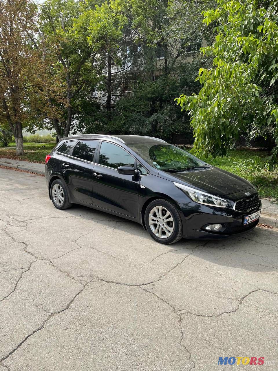 2013' Kia Ceed photo #5