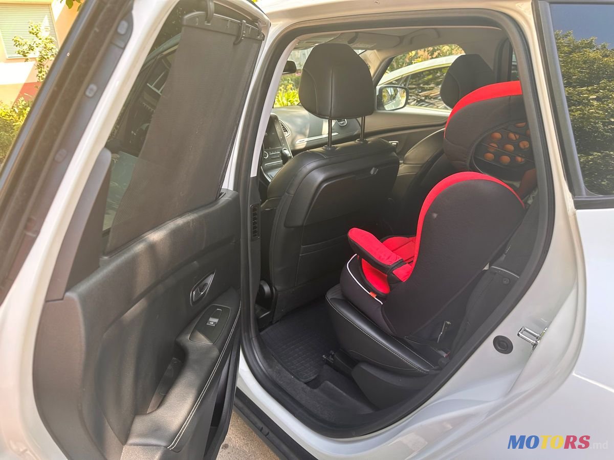 2017' Renault Scenic photo #5