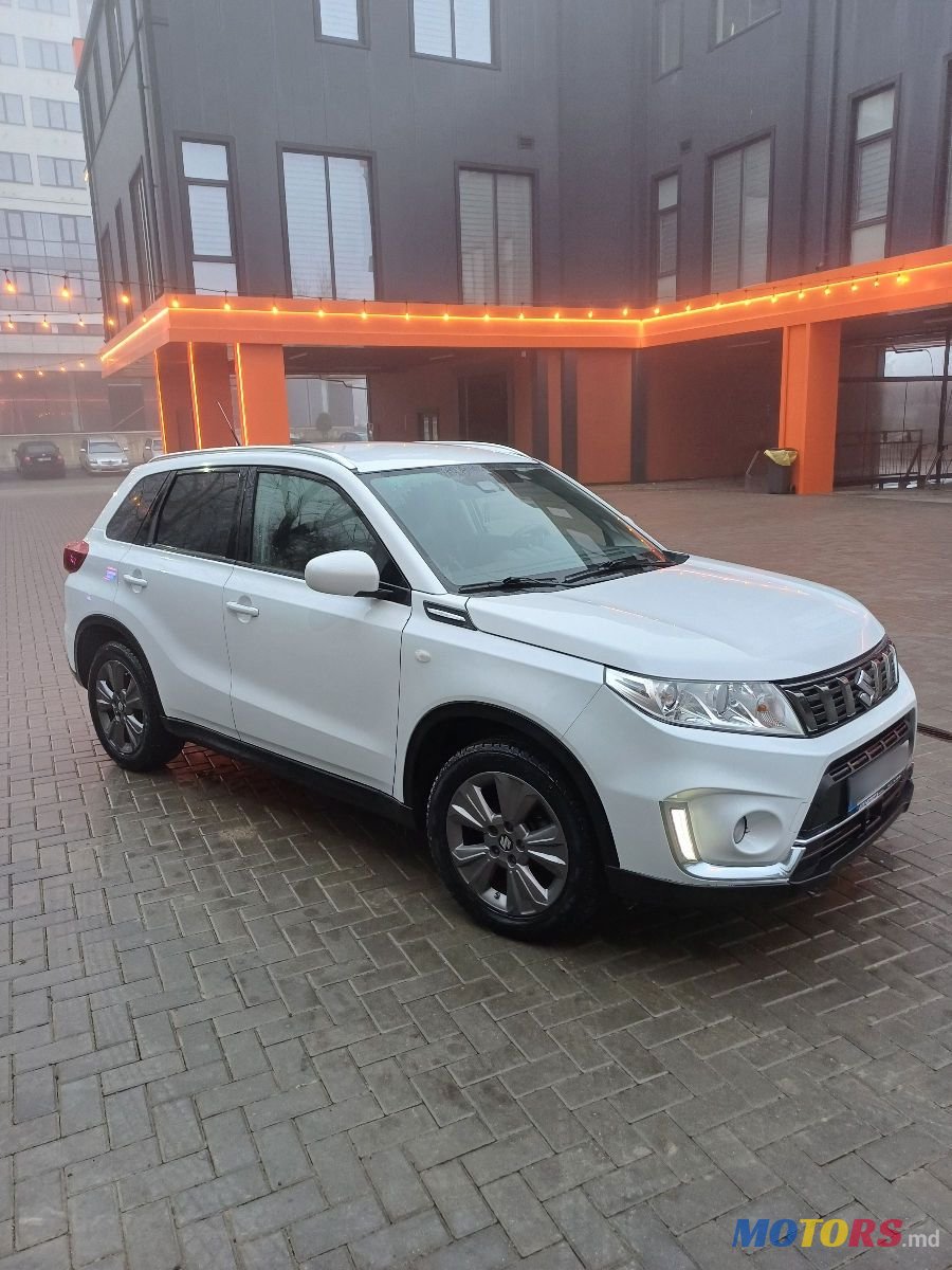 2019' Suzuki Vitara photo #4