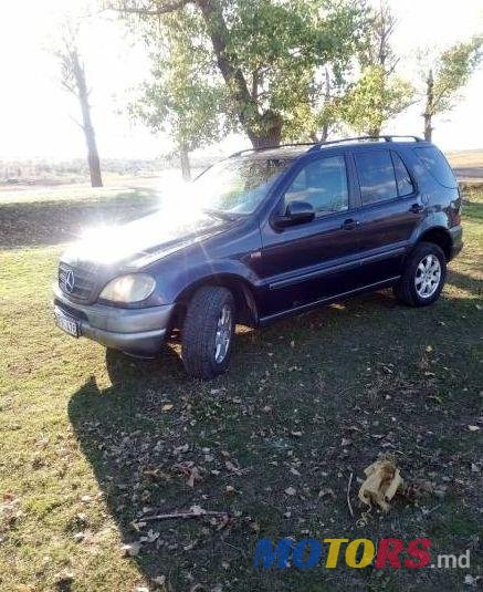 2000' Mercedes-Benz Ml photo #1