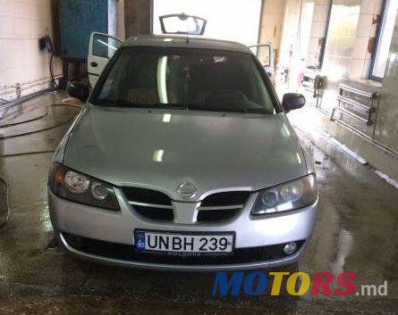 2004' Nissan Almera photo #2