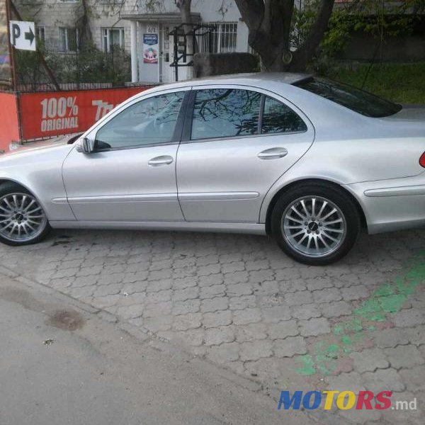 2003' Mercedes-Benz E-Class photo #3