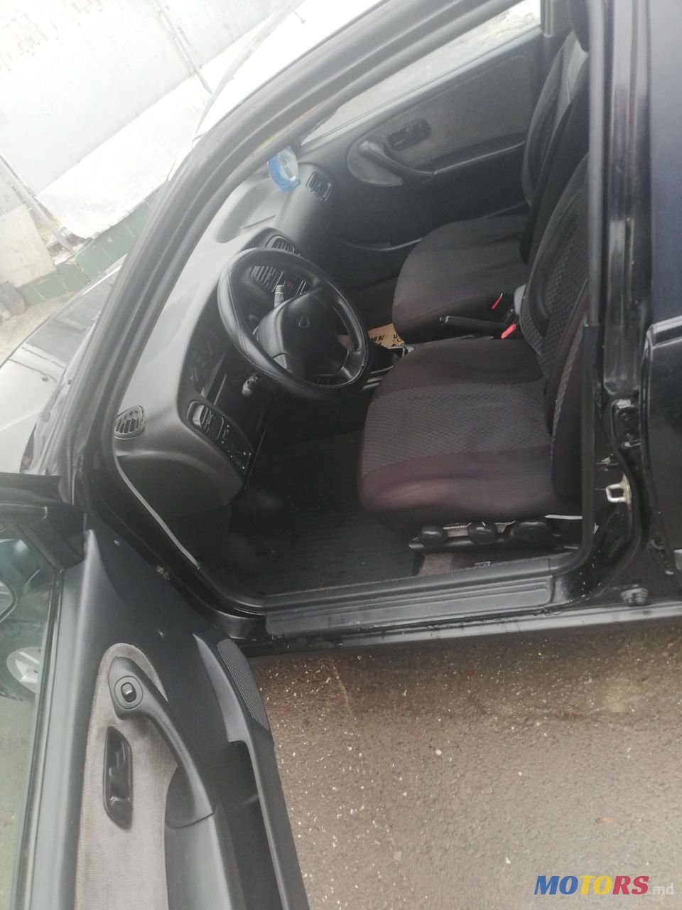 1993' Nissan Primera photo #3