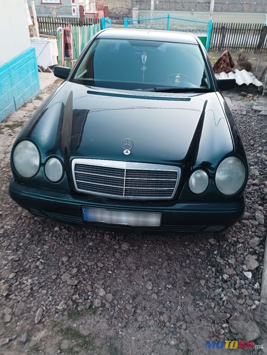 1999' Mercedes-Benz E-Class photo #1