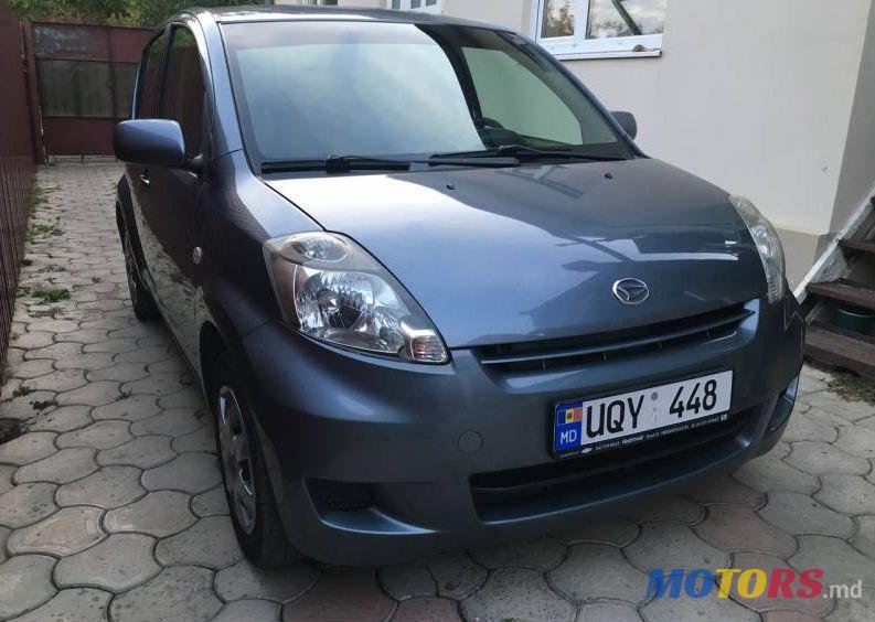 2007' Daihatsu Sirion photo #1