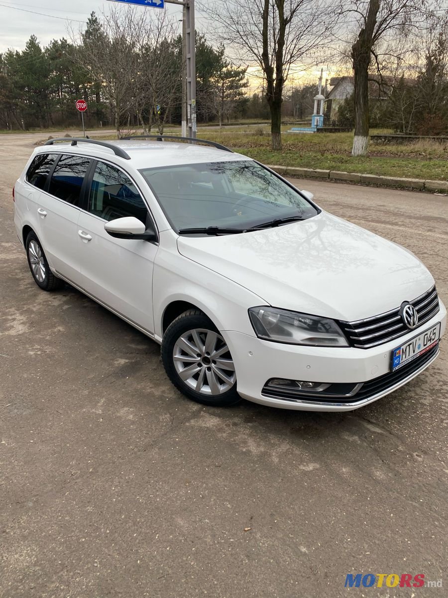 2013' Volkswagen Passat photo #1