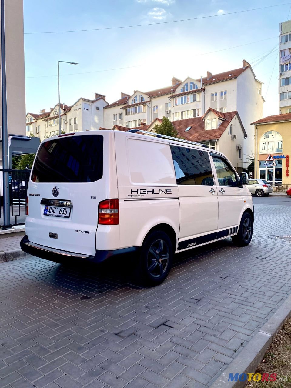 2005' Volkswagen Transporter photo #5