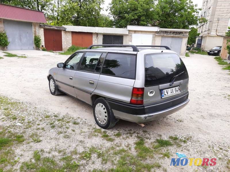 1995' Opel Astra photo #3