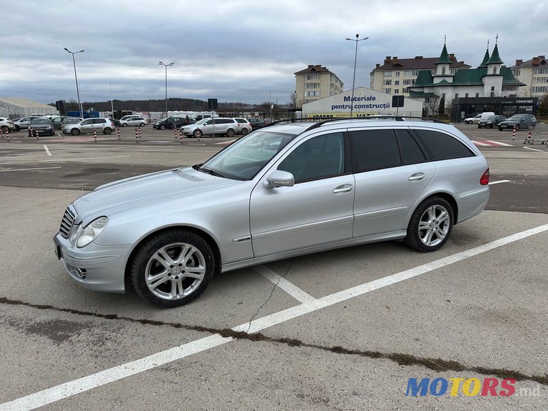 2007' Mercedes-Benz E-Class photo #2