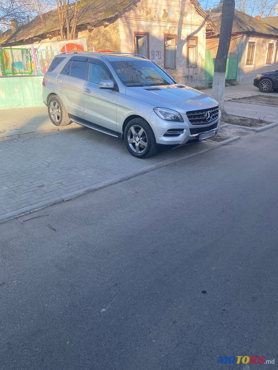 2013' Mercedes-Benz M-Class photo #3