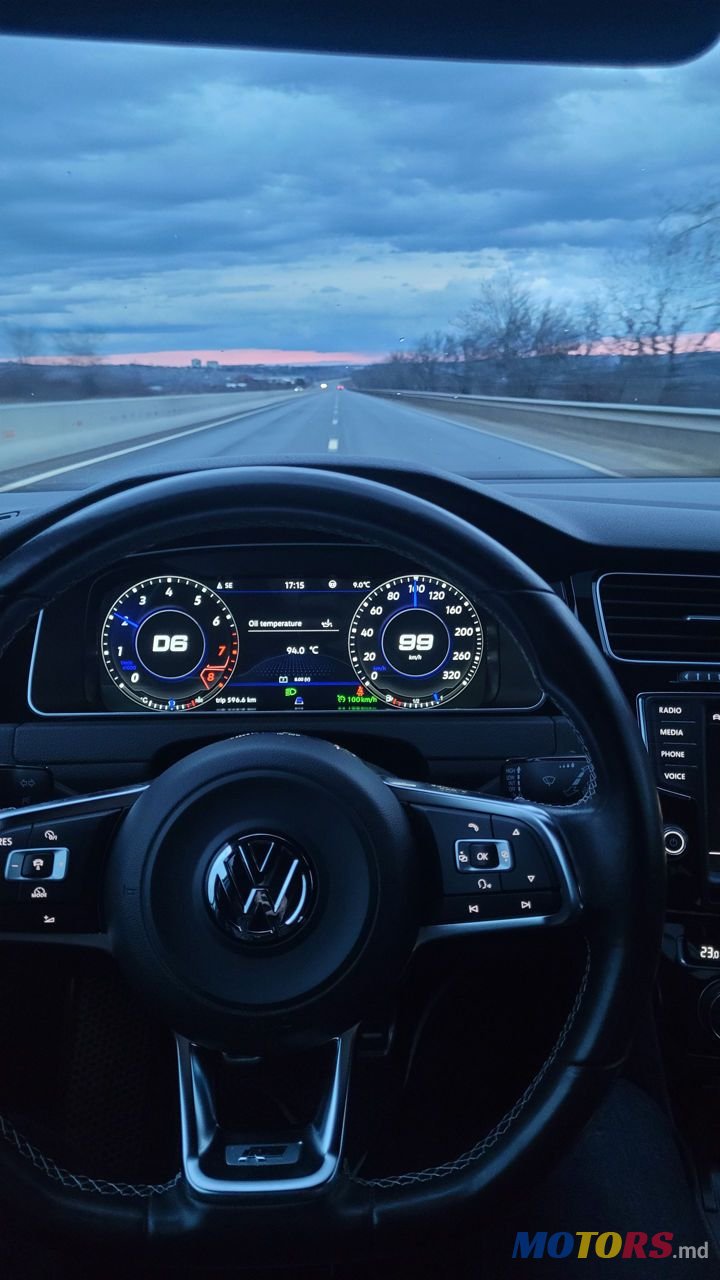 2007' Volkswagen Golf photo #6