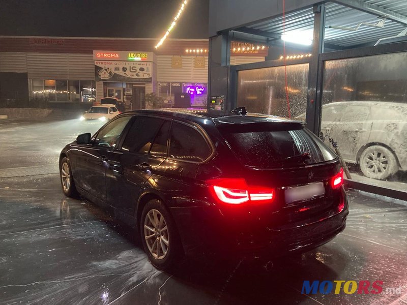 2017' BMW 3 Series photo #4