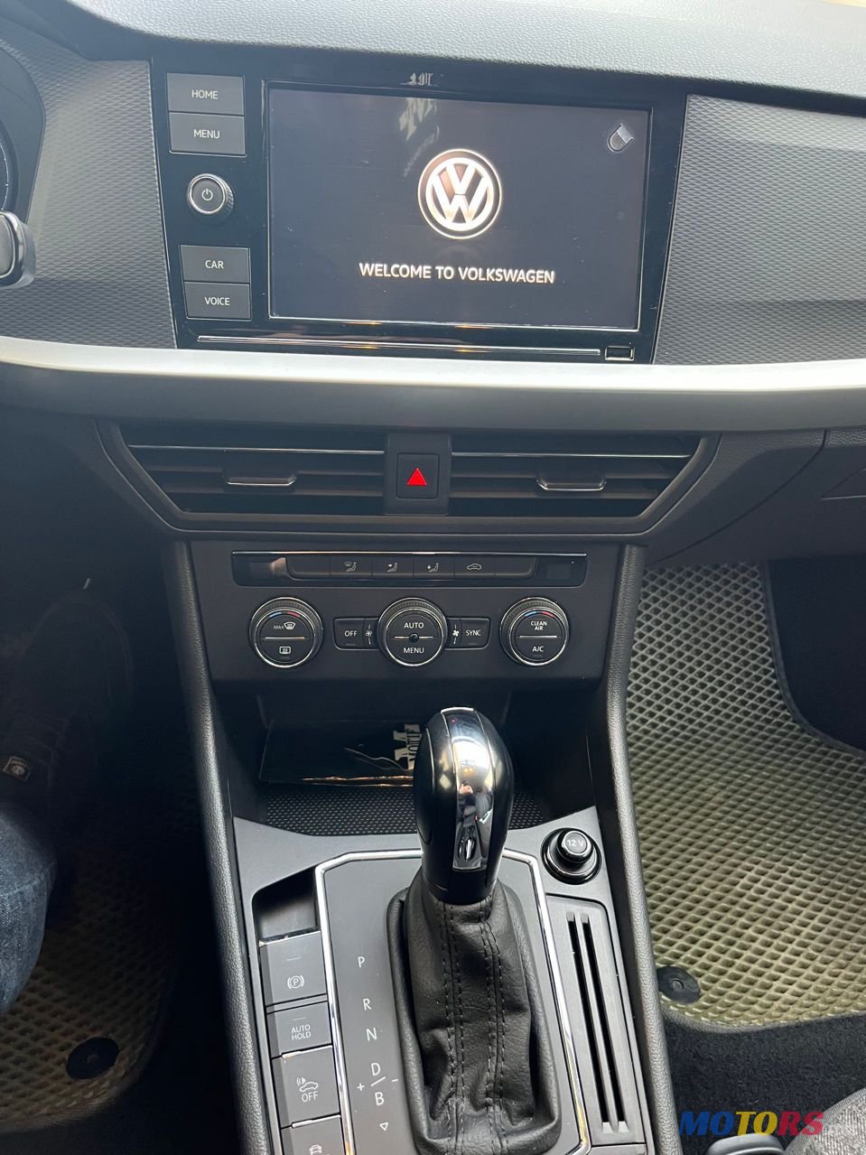 2021' Volkswagen E-Lavida photo #6