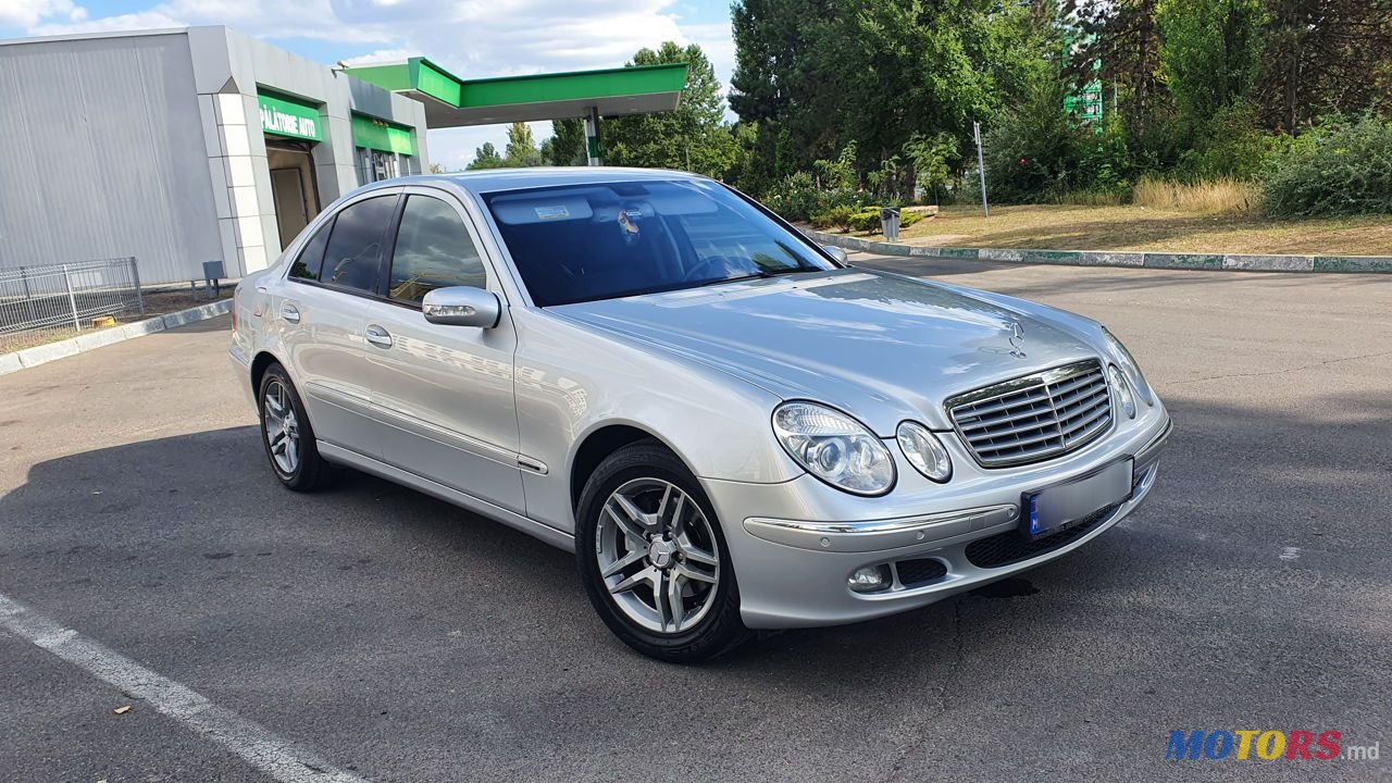 2004' Mercedes-Benz E Класс photo #1