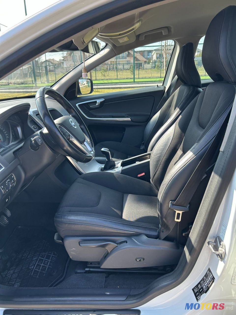 2016' Volvo XC60 photo #3