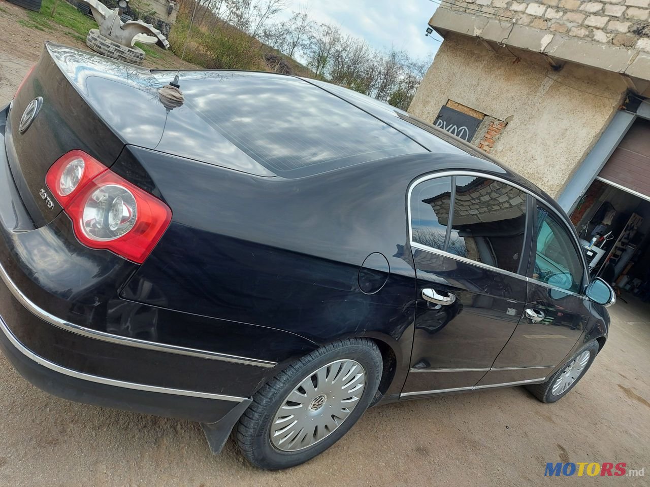 2008' Volkswagen Passat photo #4