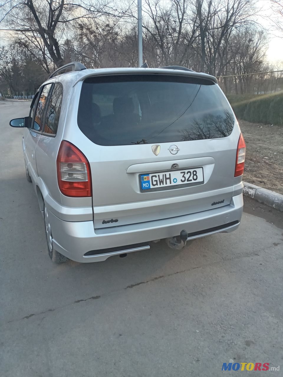 2003' Opel Zafira photo #3