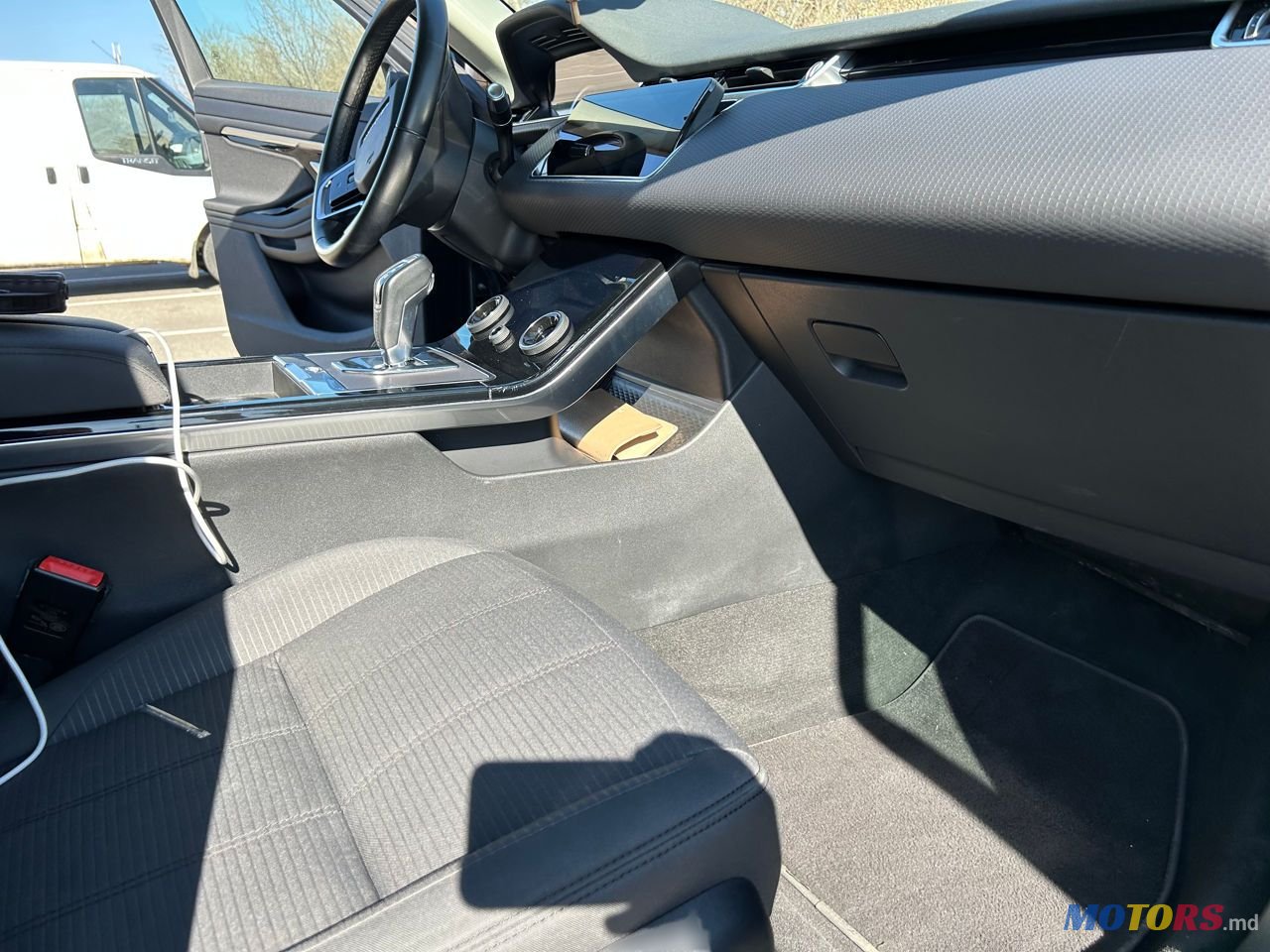 2021' Land Rover Range Rover Evoque photo #3
