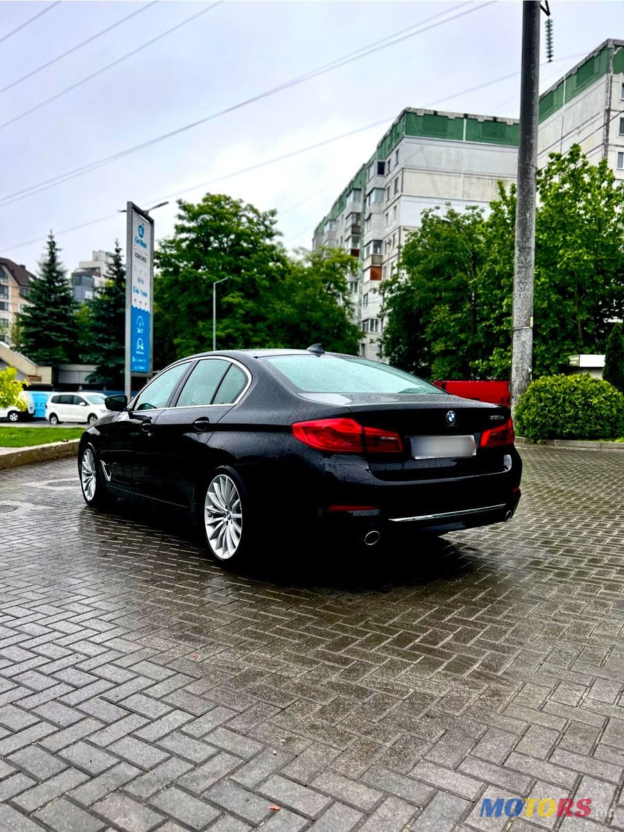 2019' BMW 5 Series photo #3