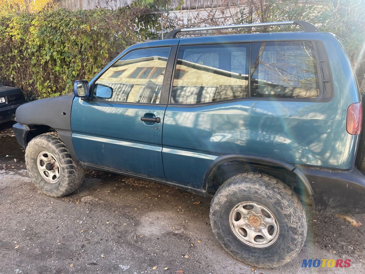 1995' Nissan Terrano photo #2