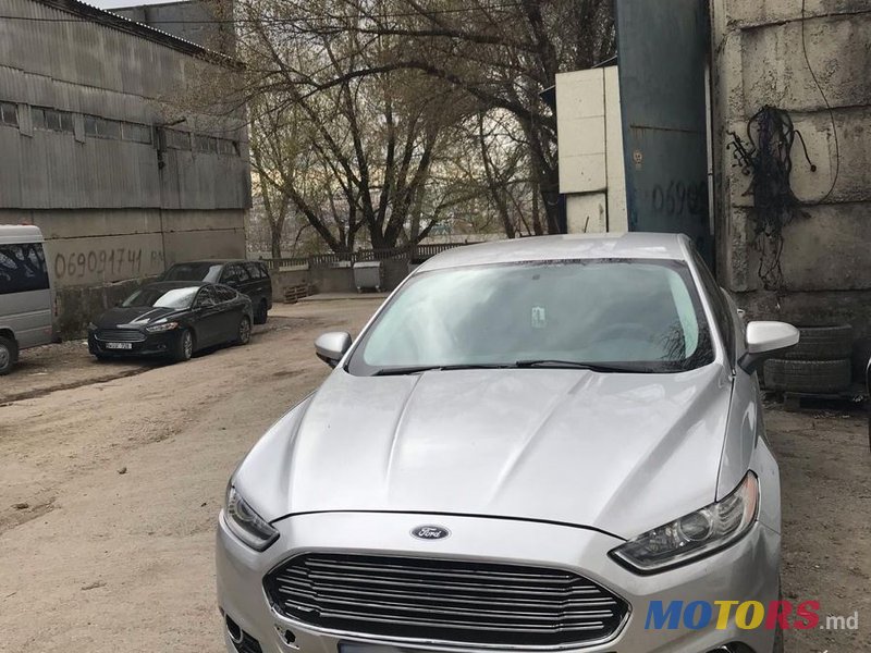 2013' Ford Fusion photo #4