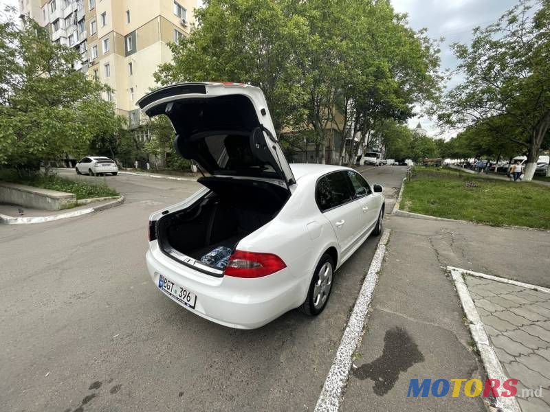 2010' Skoda Superb photo #3