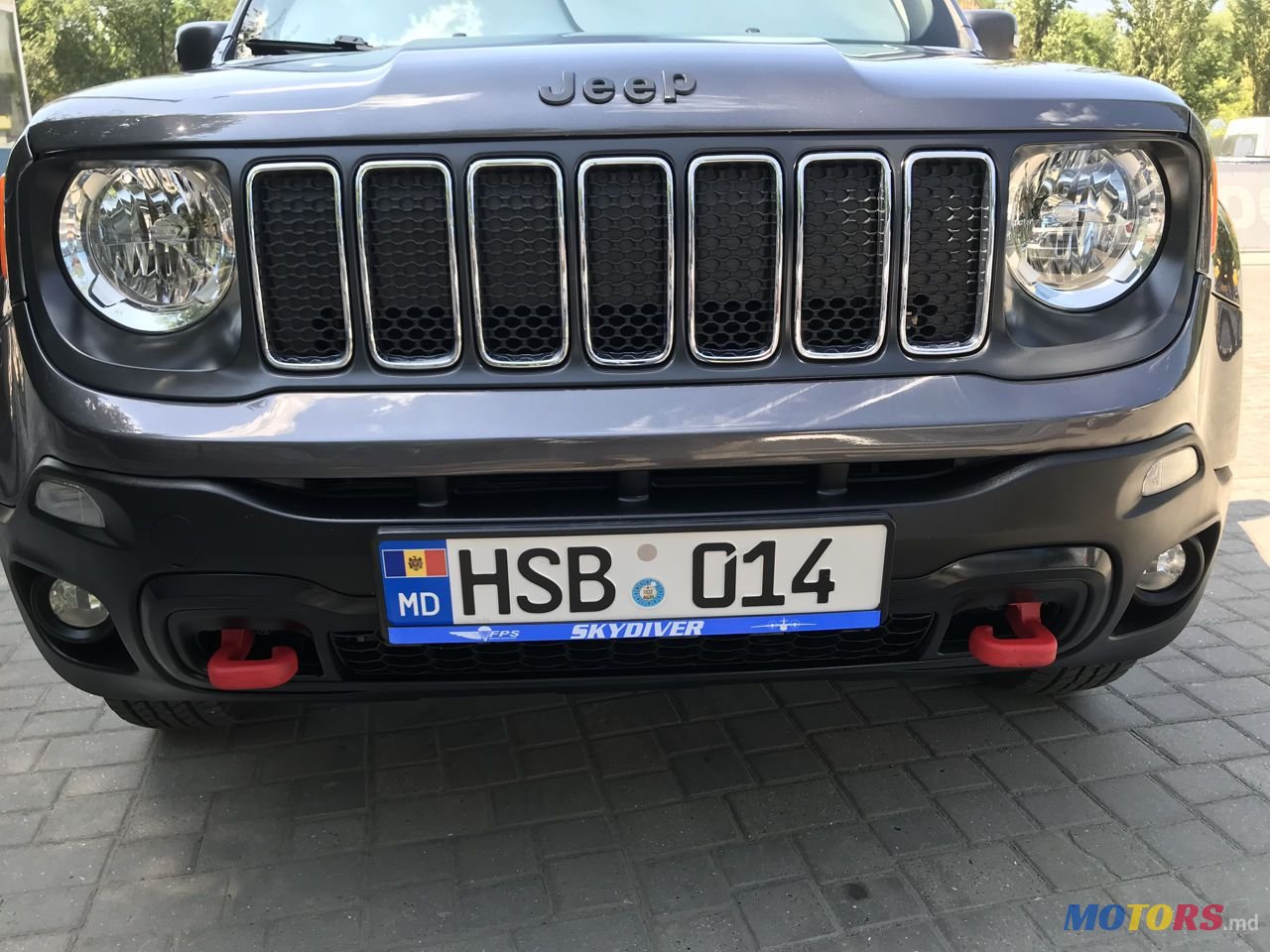 2019' Jeep Renegade photo #4