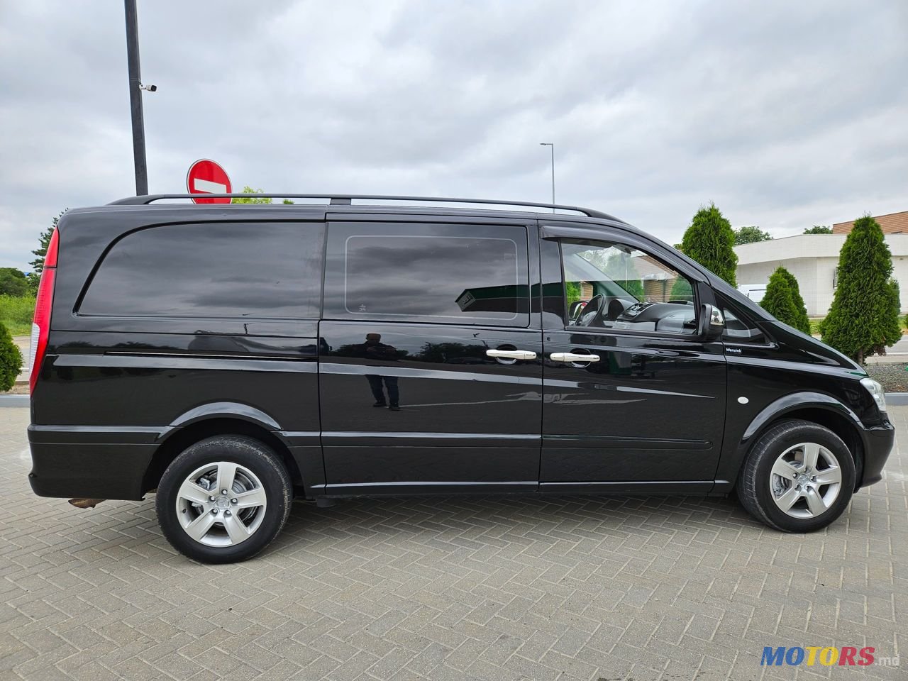 2012' Mercedes-Benz Vito photo #5