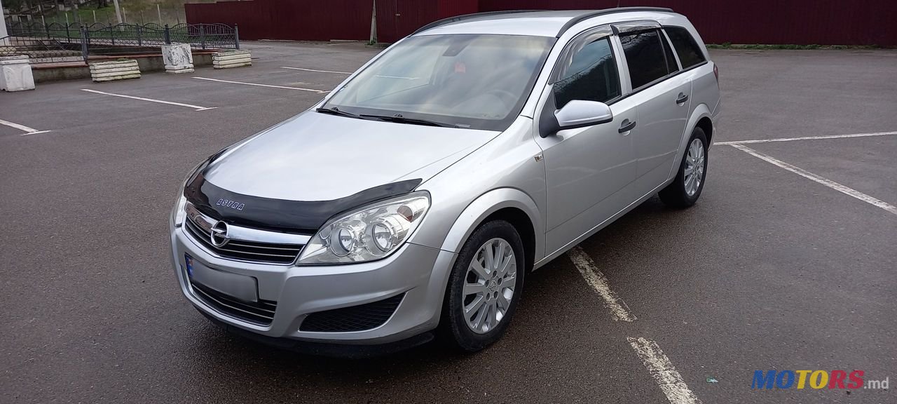 2007' Opel Astra photo #1