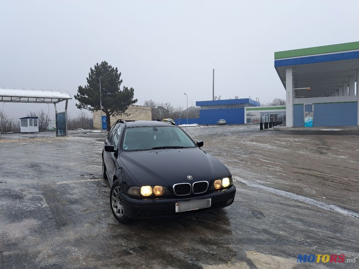 2000' BMW 5 Series Touring photo #1