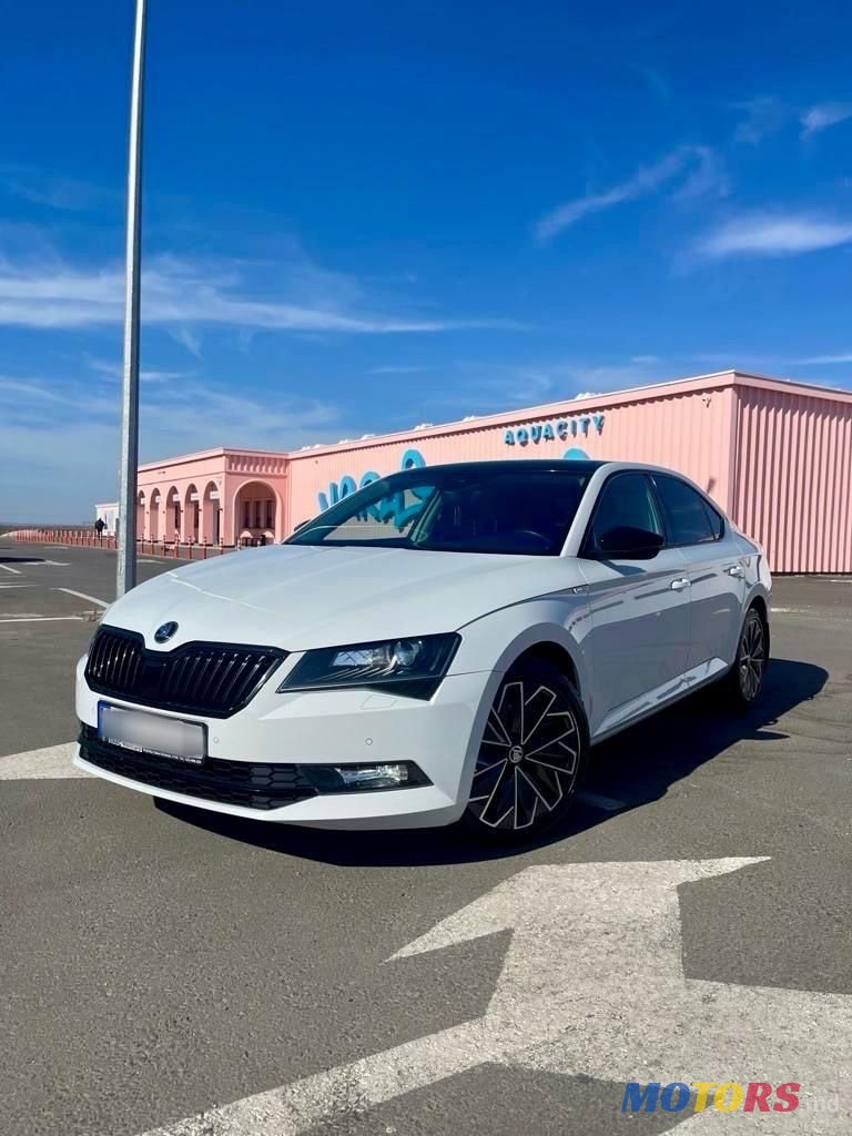 2016' Skoda Superb photo #2