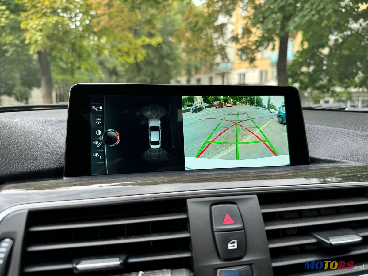 2016' BMW 3 Series photo #5