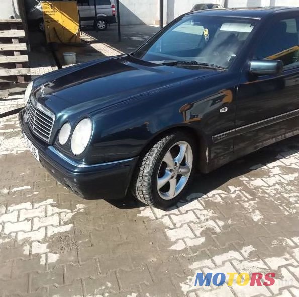 1996' Mercedes-Benz E photo #1