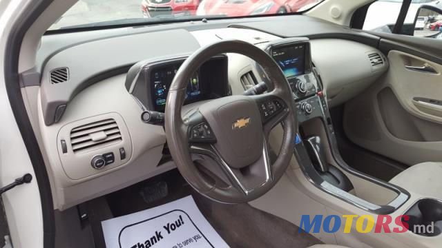 2013' Chevrolet Lumina photo #4