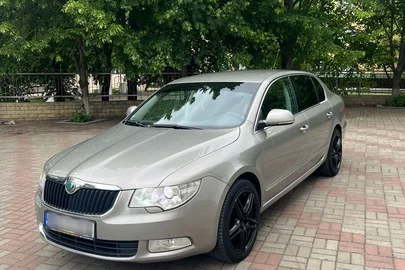 2008' Skoda Superb